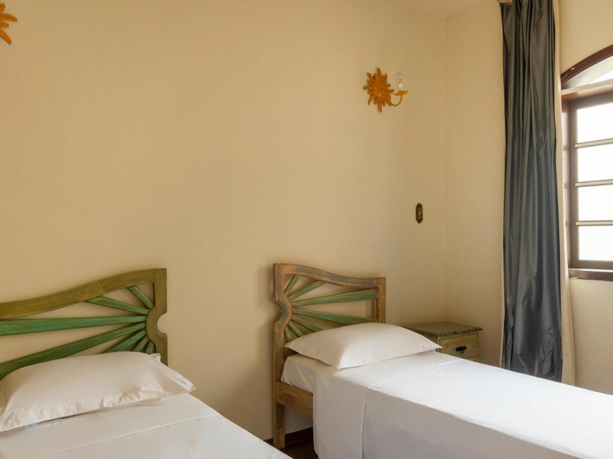 Twin Room,989793340:JPEG